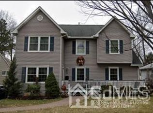 65 Hollywood Ave, Metuchen, NJ