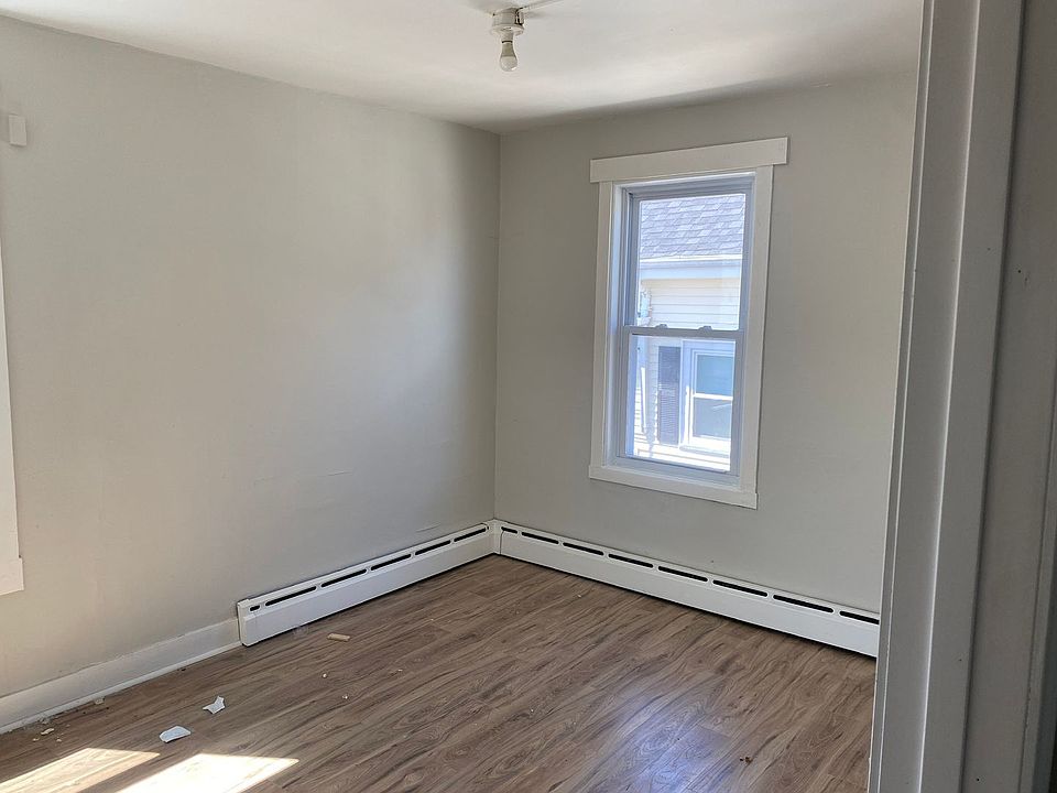 2nd image of 197 Rodman St #C1