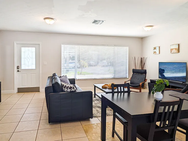 2665 SE 2nd Ct — Photo 9