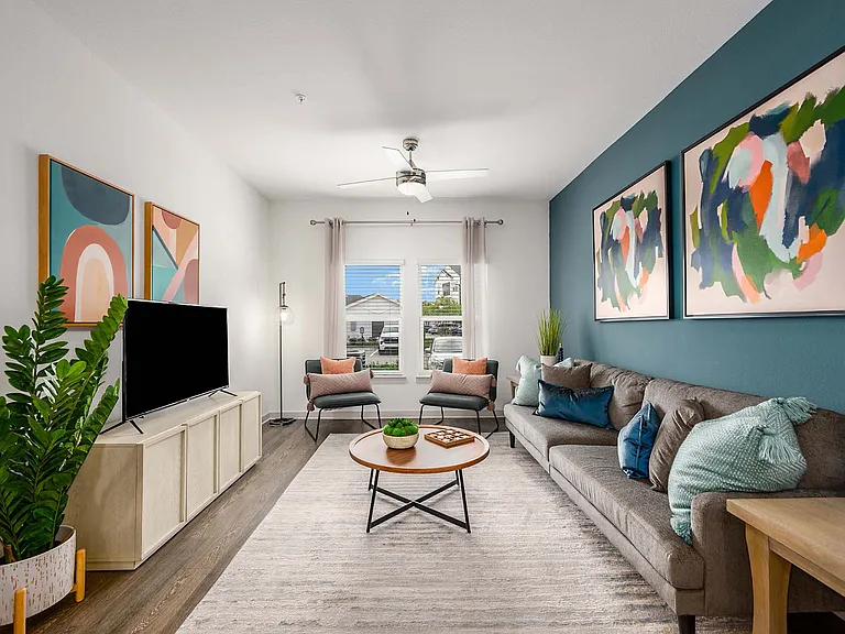 The Clarke at Kendall Town Apartments — Photo 21