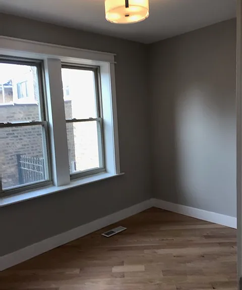 2449 W Ardmore Ave #1 — Photo 4