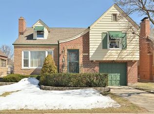 5633 N Kenton Ave, Chicago, IL 60646