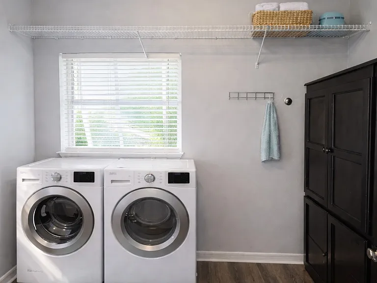 5477 Pensacola Ave — Photo 14