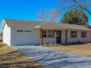 111 State St, Brady, TX 76825