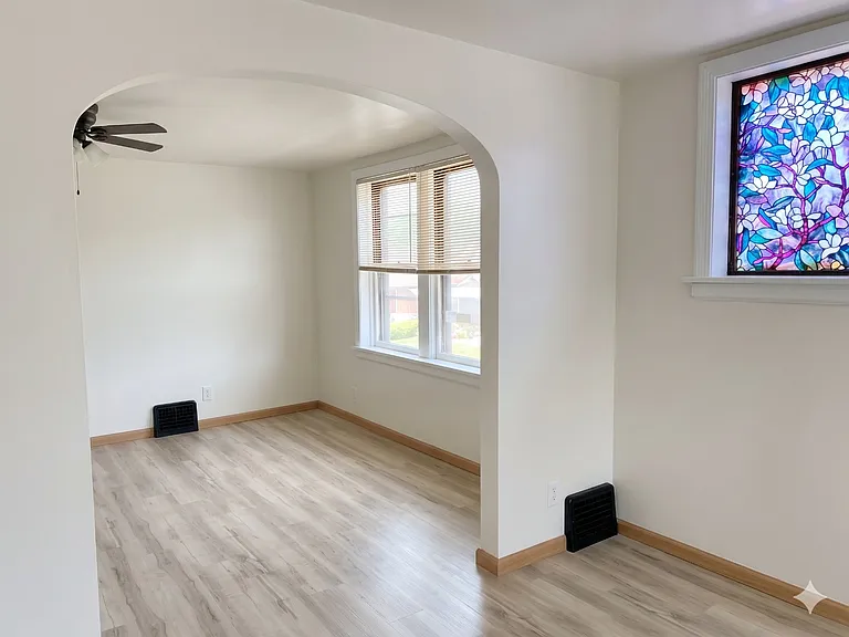8687 Oriole Ave #2F — Photo 2