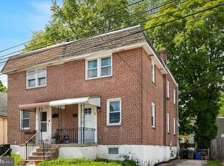 921 Spruce St, Collingdale, PA 19023
