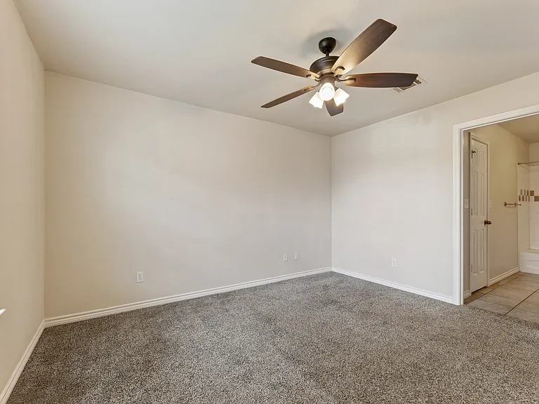 100 Sendero Dr — Photo 17