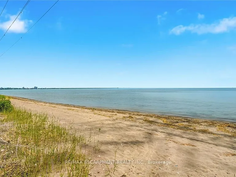 337 Beach Blvd #52 — Photo 40
