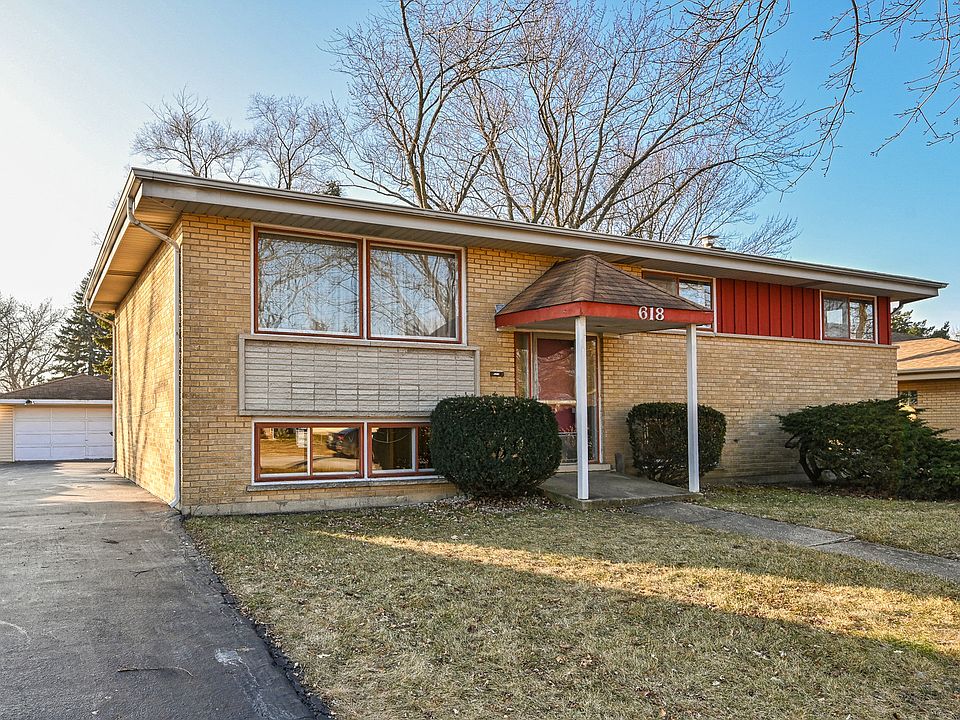 1st image of 618 Gilbert Dr