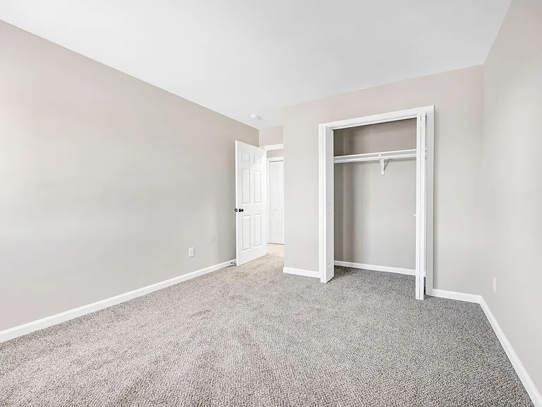 Gleneagle Apartment Homes — Photo 51