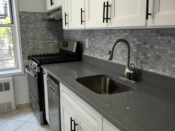 30-44 29th Street image 1 of 13