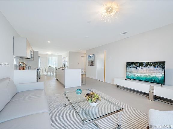 3rd image of 19380 NE 26th Ave #4114