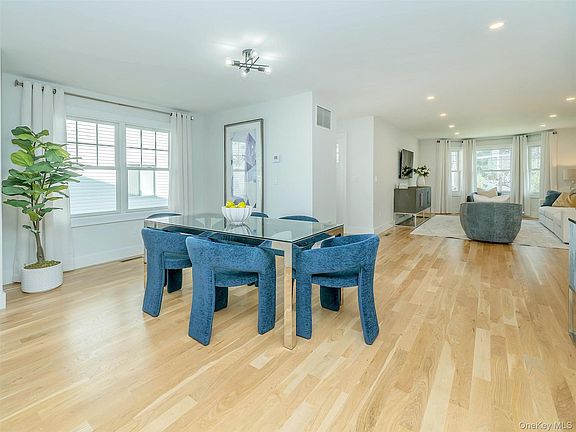 5th image of 59 Edgewood Rd #A