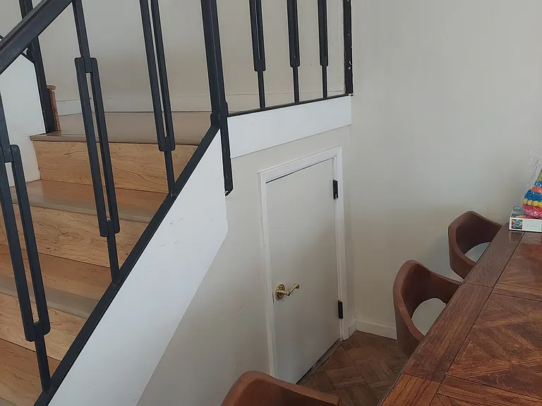 131 Pryce St — Photo 9