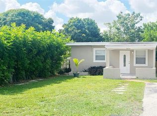 5850 Hayes St, Hollywood, FL 33021