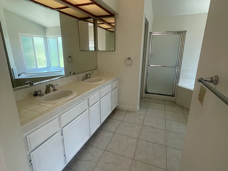 6124 Fleetwood Ln — Photo 14