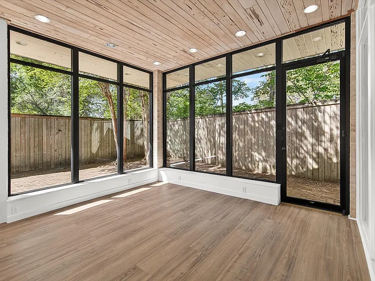 147 Valley Dr — Photo 27