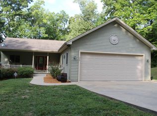 215 N Wells Rd, Eddyville, KY 42038