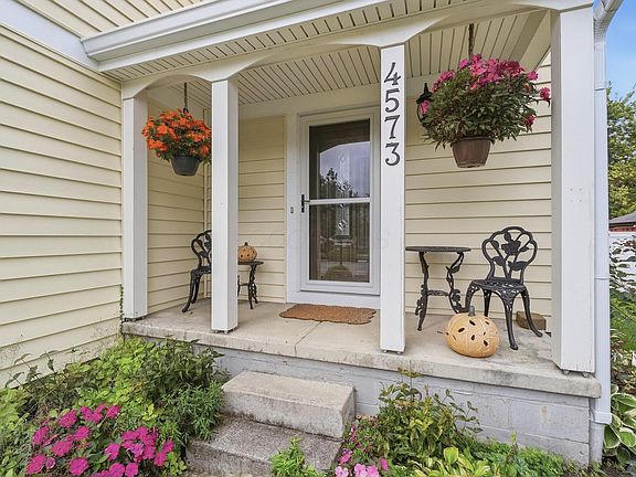 5th image of 4573 Heather Ridge Dr