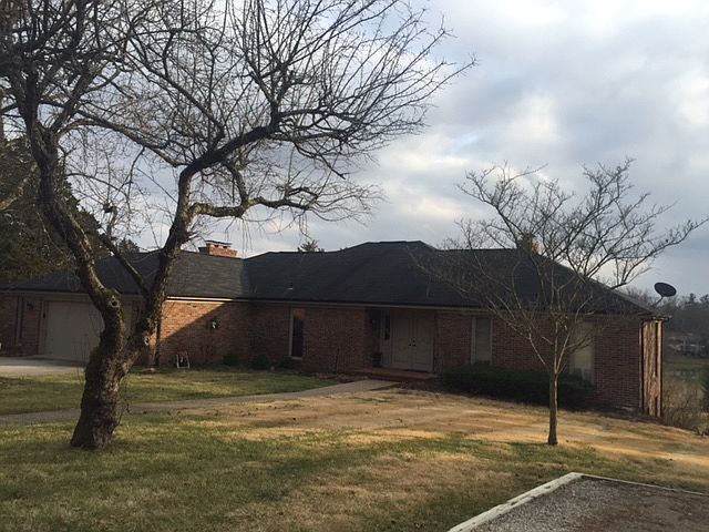 Welcome to 9793 Ridgeway Ct.