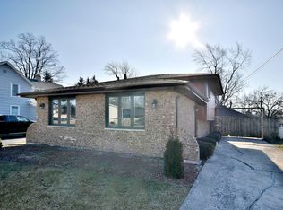4207 W 142nd St, Crestwood, IL