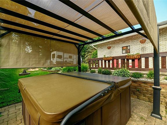 4th image of 4600 La Burnum Dr