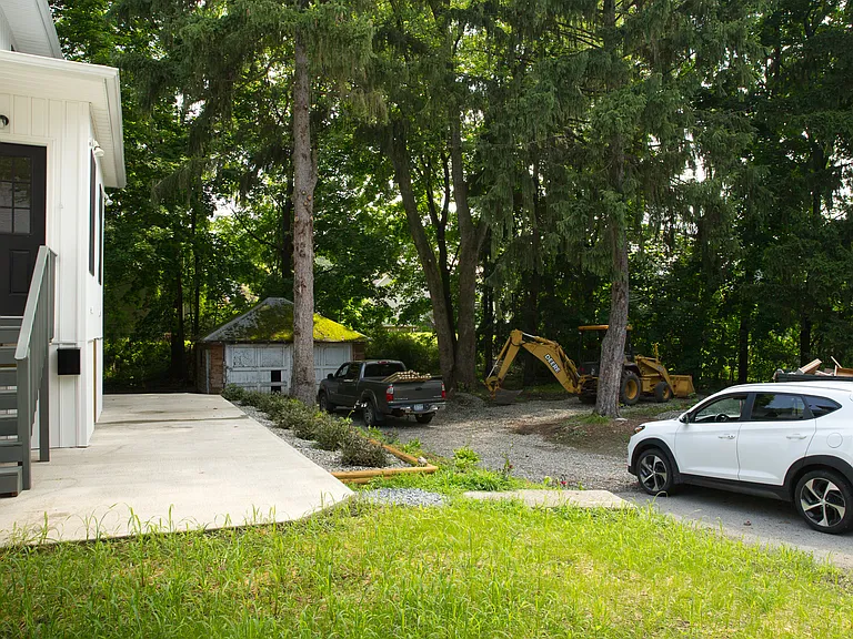 1228 North Ave #B — Photo 3