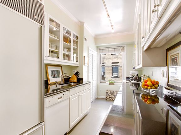 5th image of 670 W End Ave APT 11C