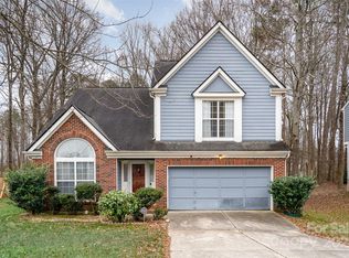 9318 Lake Spring Ave, Charlotte, NC 28216