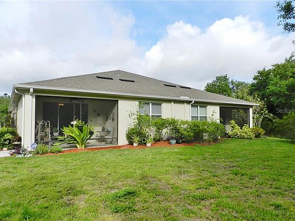3rd image of 7408 Surrey Pines Dr