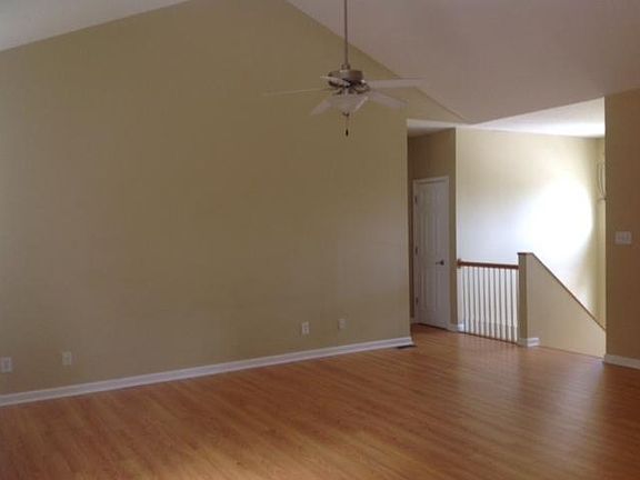 4th image of 1833 Silver Cloud Ln
