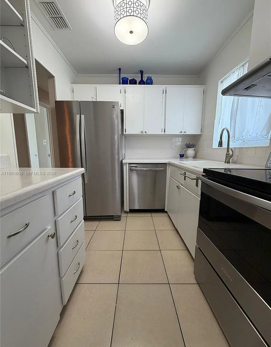 2 bed, 2.0 bath, $1,500 — Photo 1