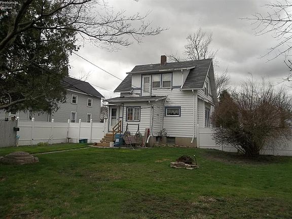 2nd image of 1211 White Ave