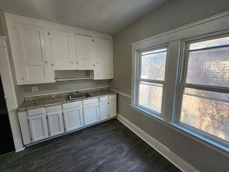 12514 Locke Ave — Photo 20