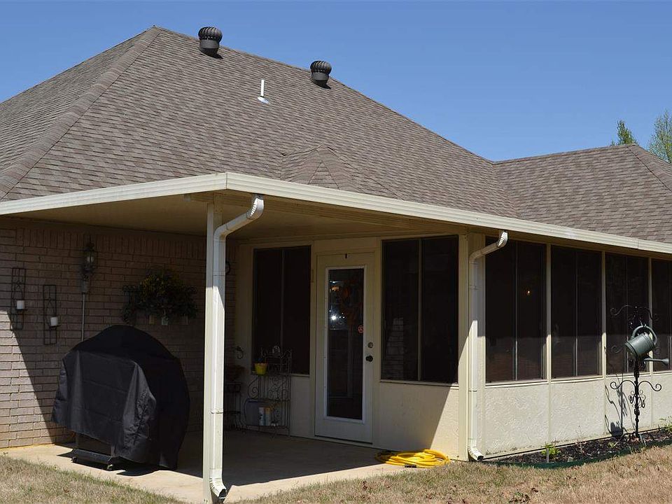 2nd image of 4021 Lafayette Ln
