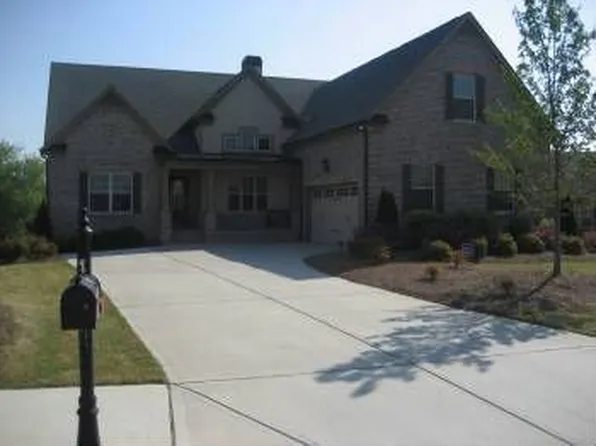 4345 Saint Andrews Crest Dr, Cumming, GA 30040