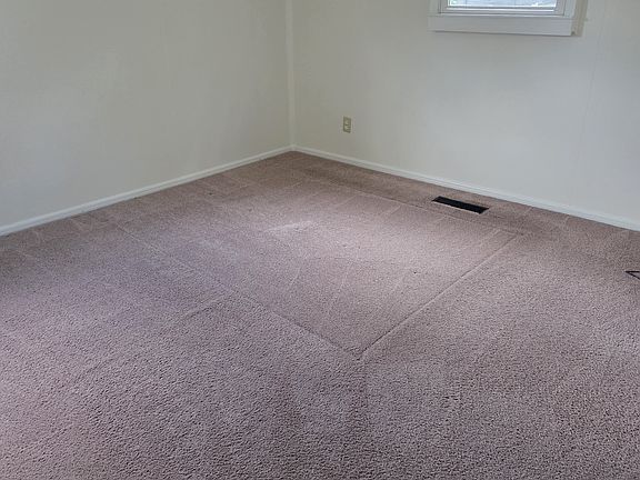 5th image of 1262 E 38th St