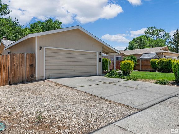 5th image of 2709 Silver Sage Dr