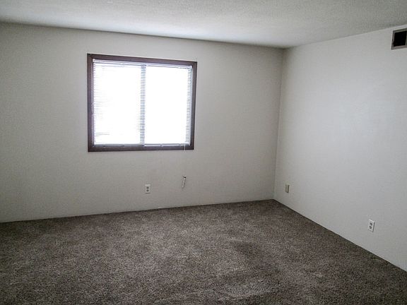 2nd image of 1250 S 26th St #7