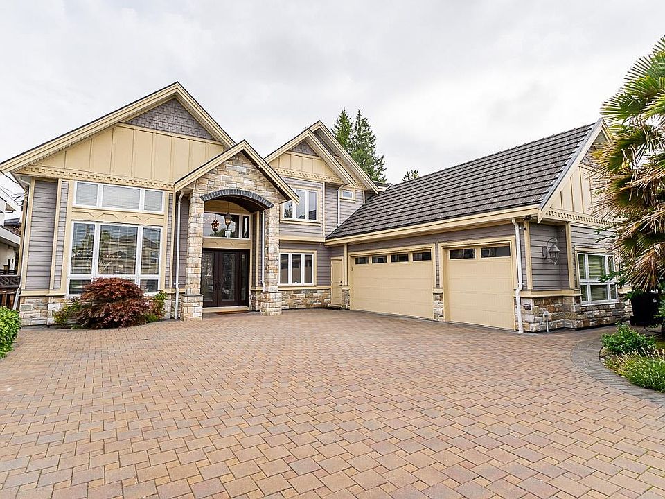 1st image of 9028 Pinewell Cres