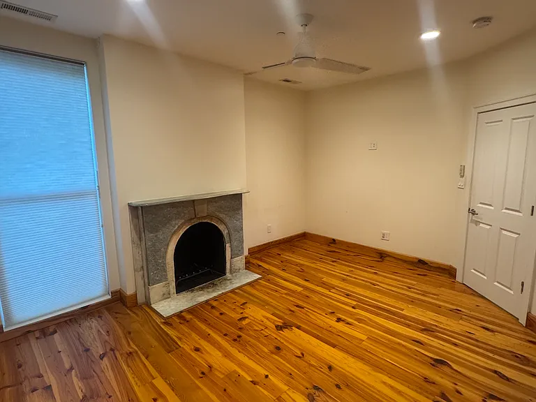 933 N Calvert St #B — Photo 10