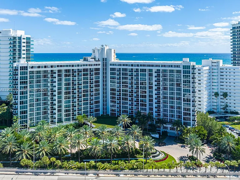 10275 Collins Ave #1107 — Photo 52