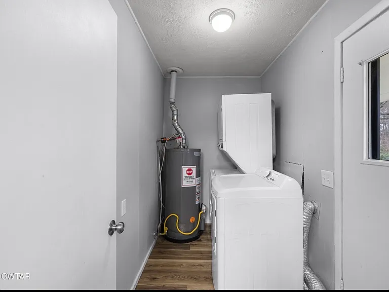 105 Montclair Dr — Photo 19