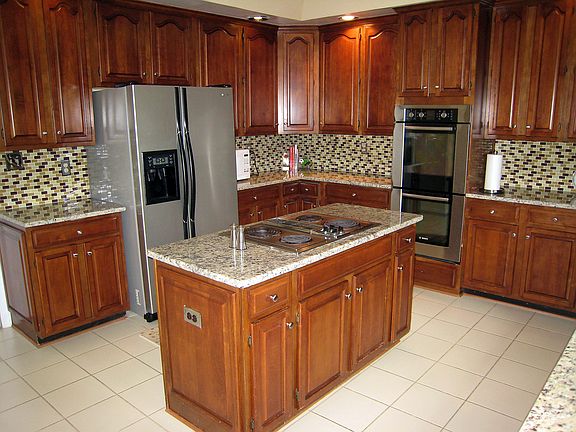 4th image of 8670 Chase Glen Cir