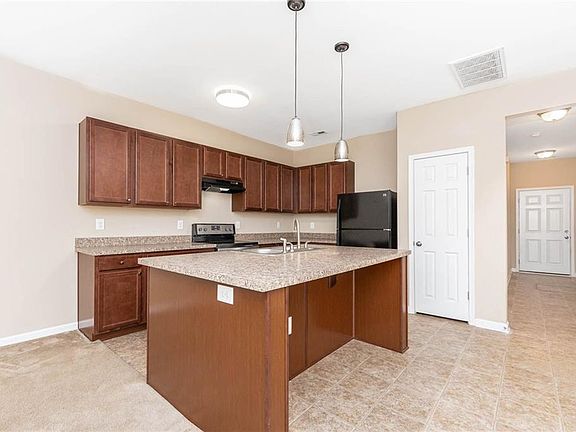 2nd image of 4675 Noland Blvd