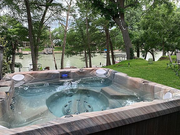 Hot tub