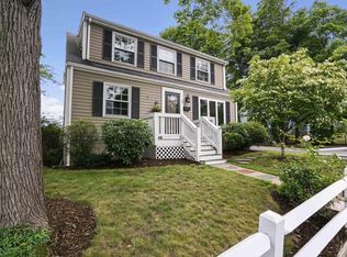 24 Brae Rd, Weymouth, MA 02191