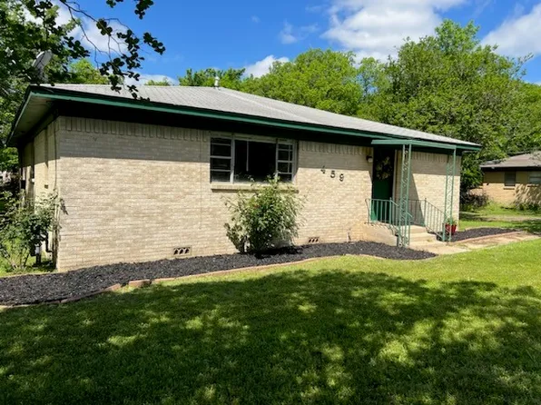 459 Davis St, Fairfield, TX 75840