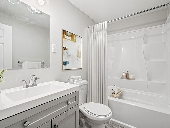 5th image of 5 Sagamore Ave #3