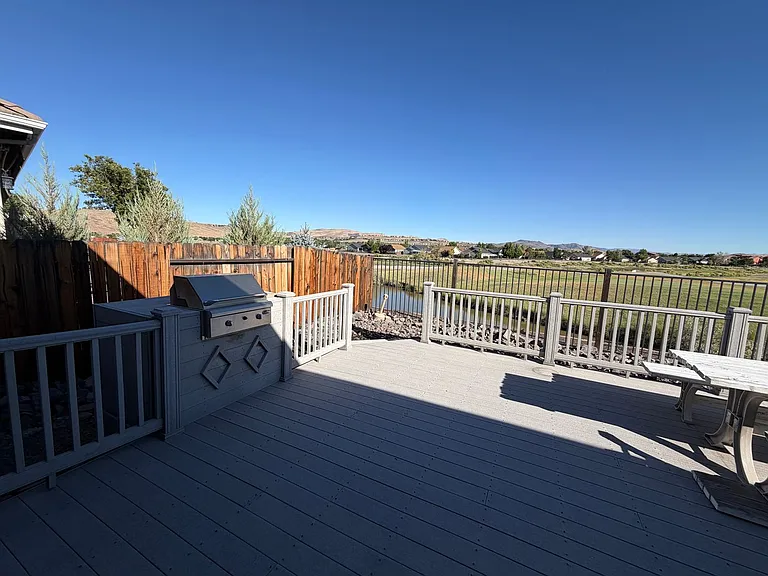 1041 Turnberry Dr — Photo 21